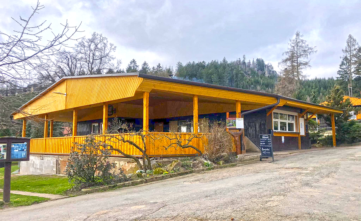 Chatová osada a kemp Ostaš