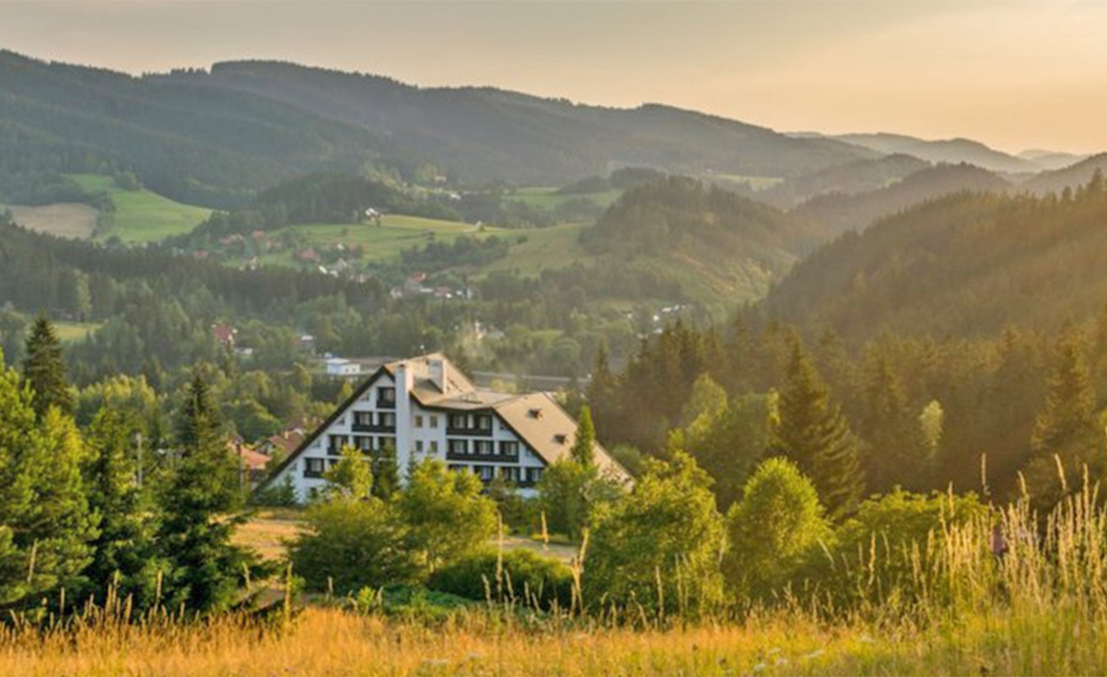 Hotel Mesit: accommodation and wellness on Horní Bečva in the Beskydy Mountains