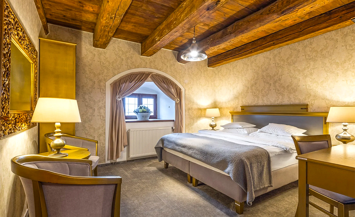 Chateau Hotel Ctěnice bag