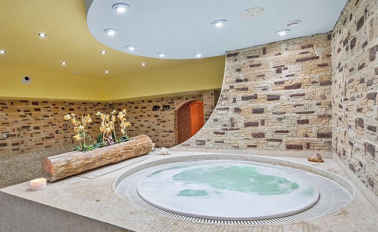Unterkunft in Spindlermühle mit Halbpension und Wellness im beliebten Hotel Lesana