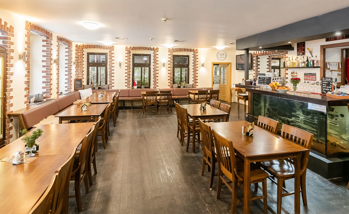 Hotel Perla Jizery v Josefově Dole: pohodový pobyt v srdci Jizerských hor se snídaní či polopenzí a wellness