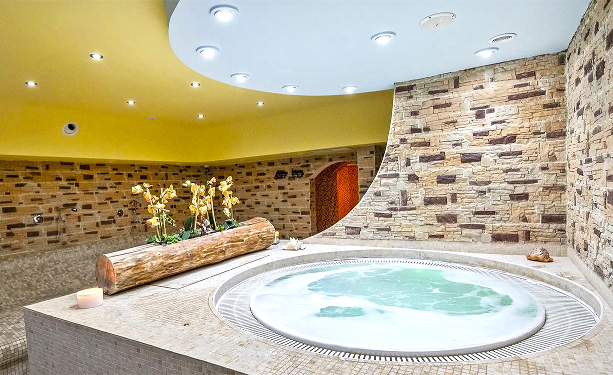 Accommodation Špindlerův Mlýn with wellness | Hotel Lesana with half board