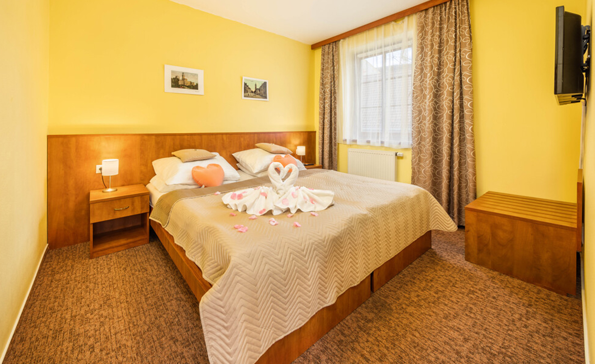 Hotel Hluboká nad Vltavou | Hotel Záviš z Falkenštejn w pobliżu zamku