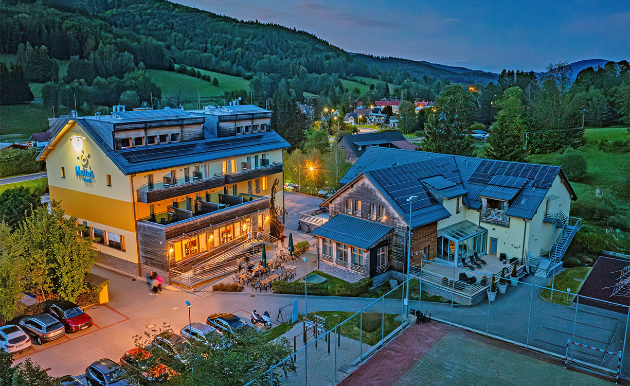 Wellness stay Jeseníky: Hotel Helios in Lipová-lázne