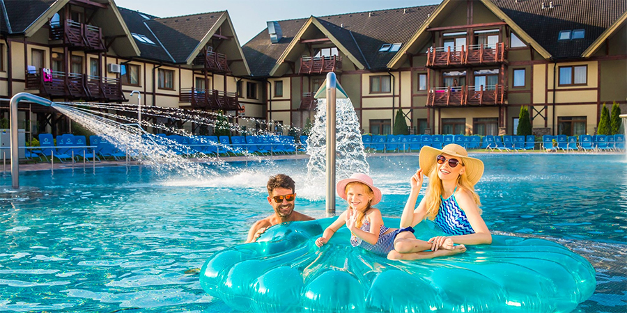 To the Kingdom of Experiences! Stay for two and the whole family in the Bešeňová Water Park with thermal pools