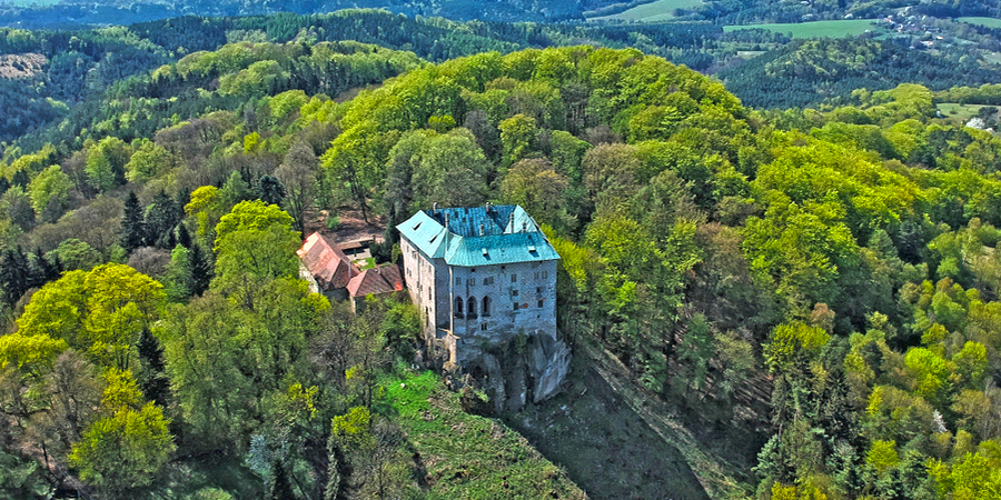 Relax in the beautiful Grand Hotel by Macha Lake below Bezděz Castle